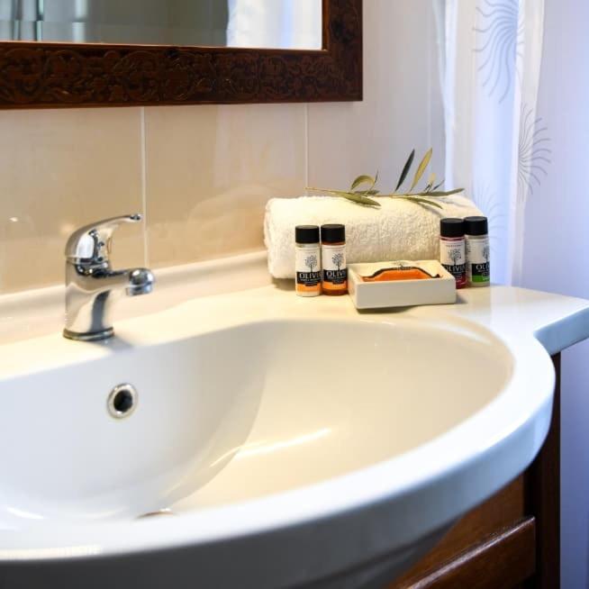 Anemi Superior Deluxe Suite Kolios Luaran gambar