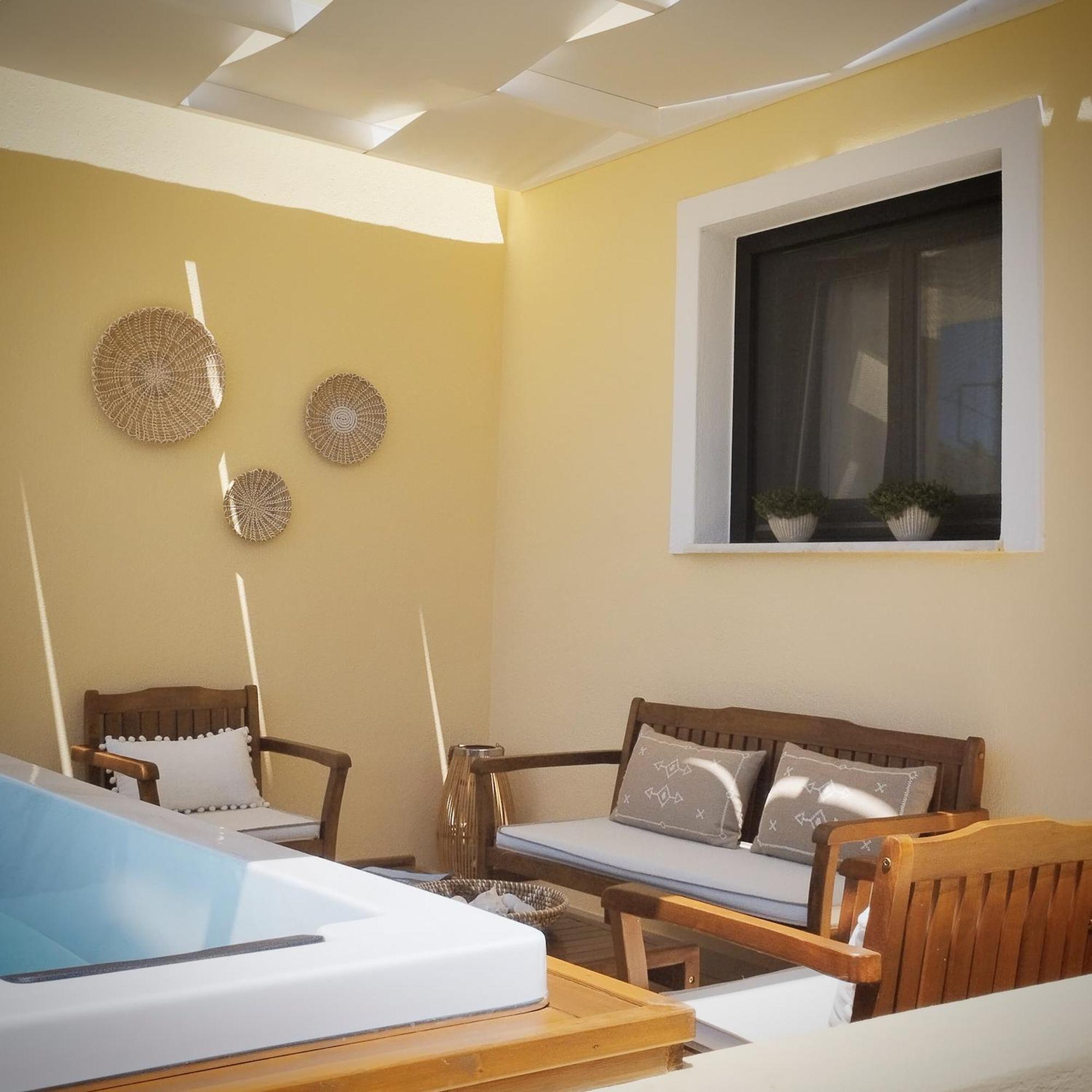 Anemi Superior Deluxe Suite Kolios Luaran gambar